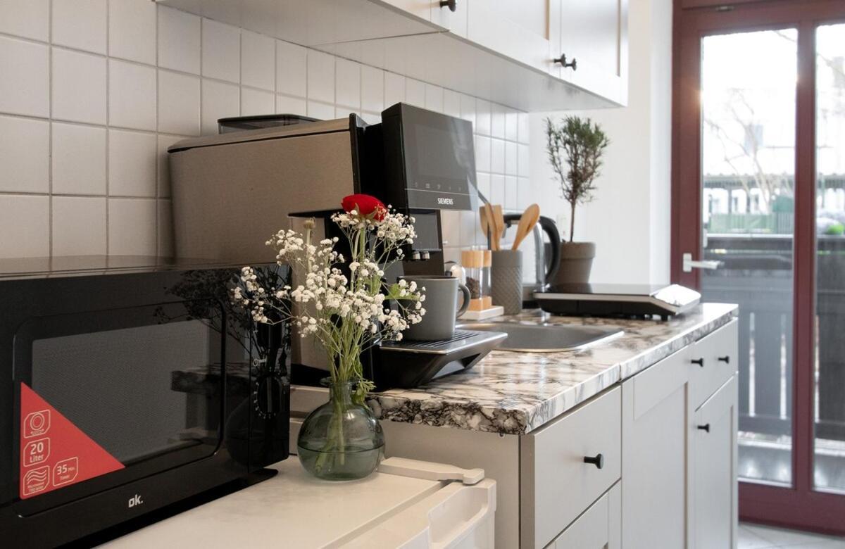 Deluxe With Balcony Near Stadium & Apartment