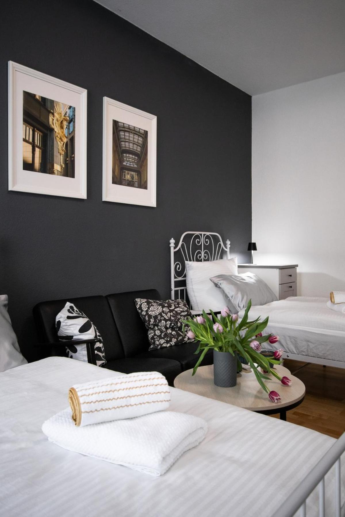 Deluxe With Balcony Near Stadium &